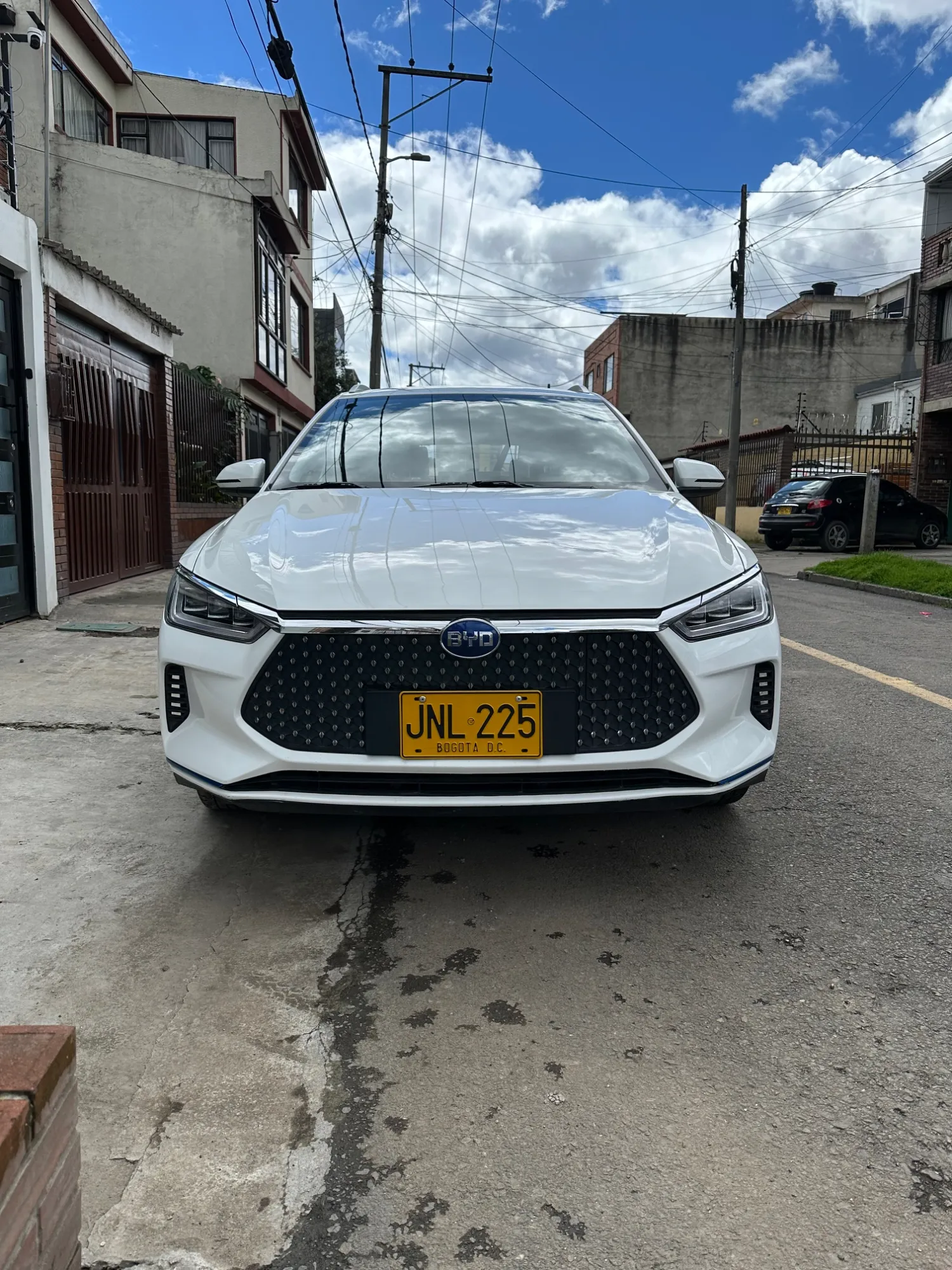 BYD e2 electrica