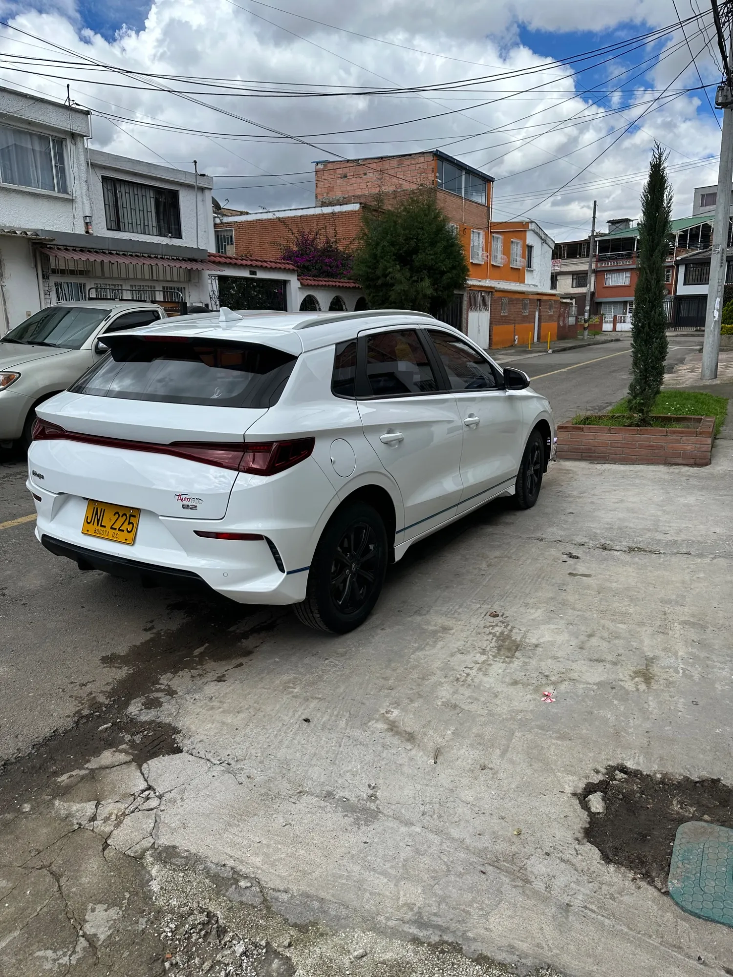 BYD e2 electrica