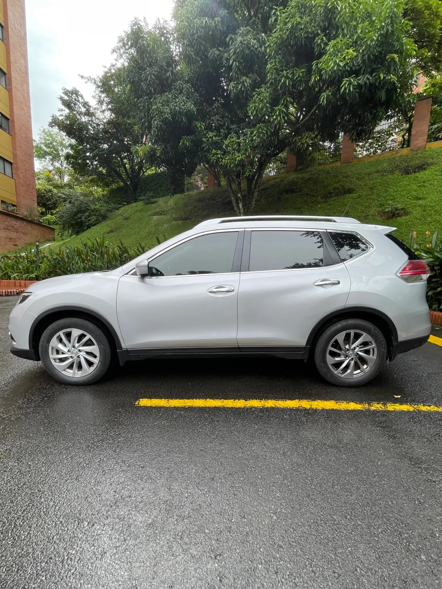Nissan xtrail 2015 4x4
