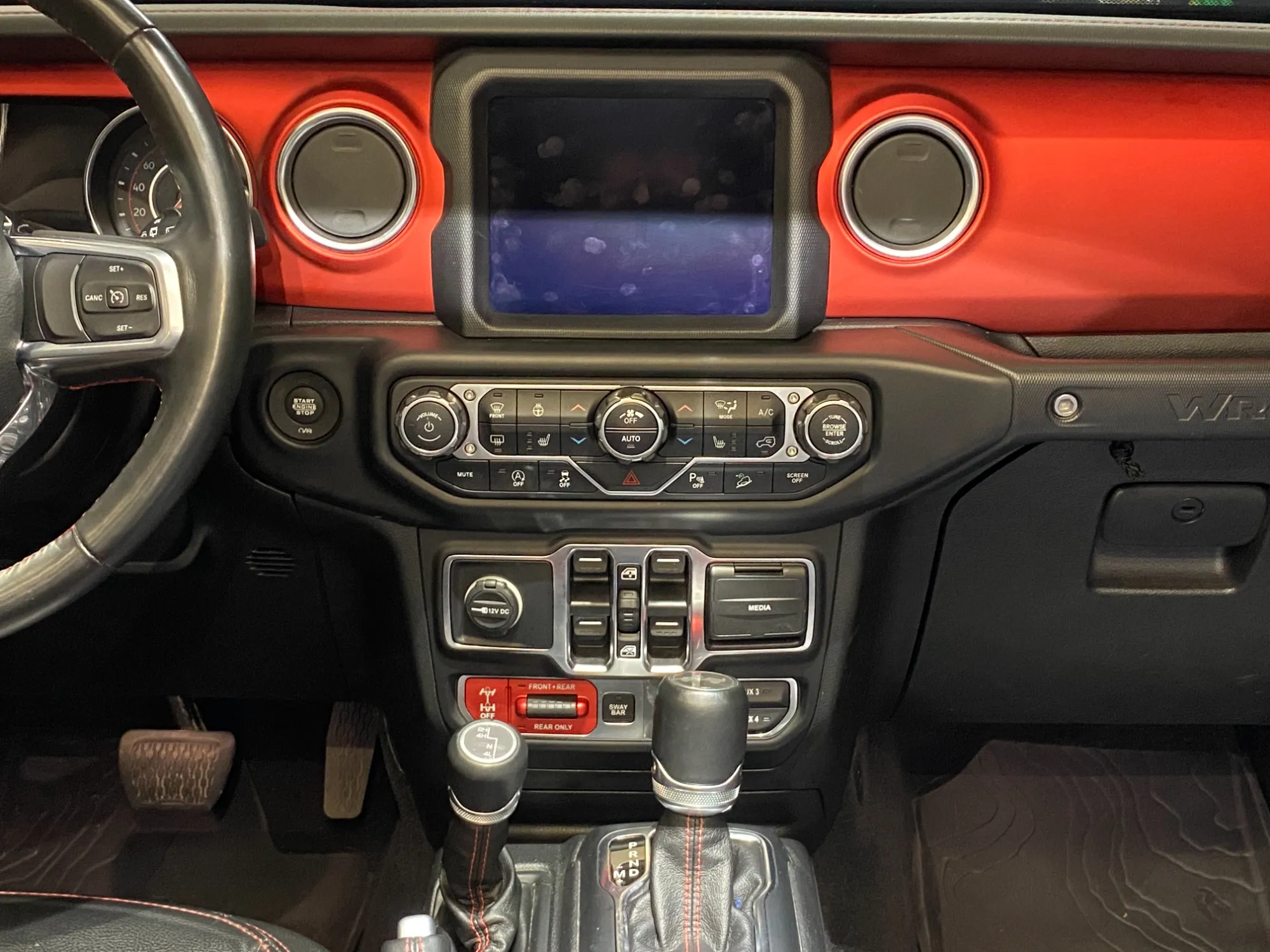 JEEP WRANGLER UNLIMITED SPORT JL 2020 BLINDAJE 1
