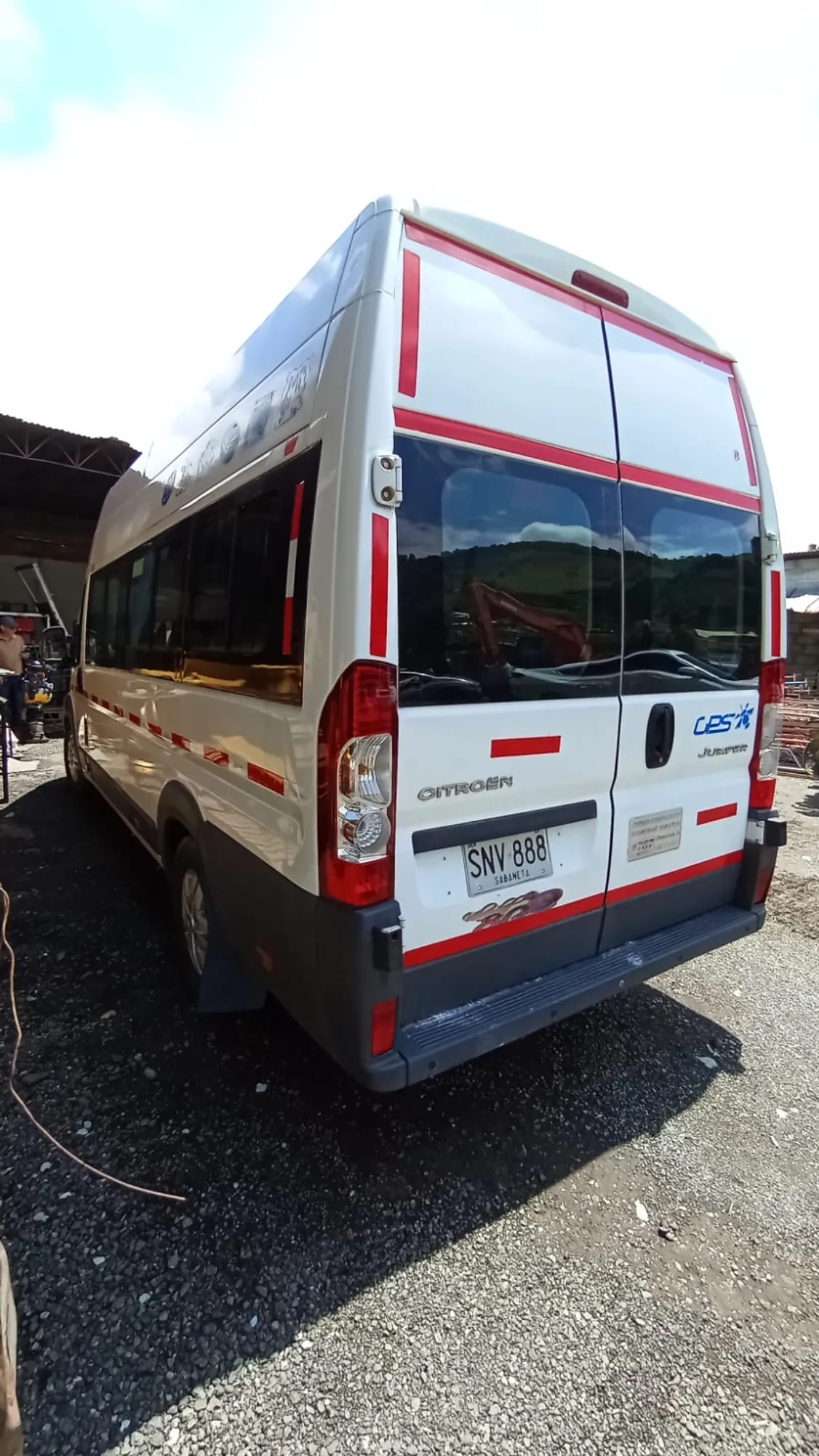 CITROEN JUMPER 3RELAY 3 EURO5 EURO6 CAPACIDAD PARA 16 PASAJEROS  MOTOR 2.200 CC DIESEL. 156 MIL KM MODELO 2014 MECANICA 
