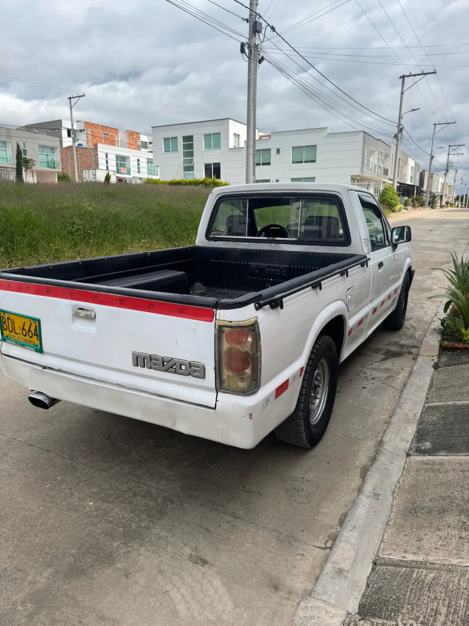 Mazda b2200 1993