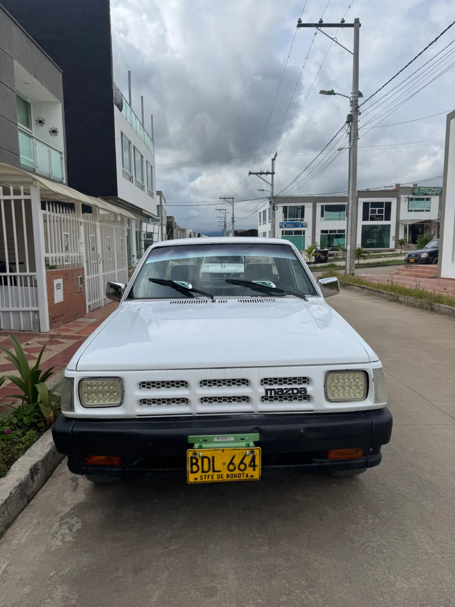 Mazda b2200 1993