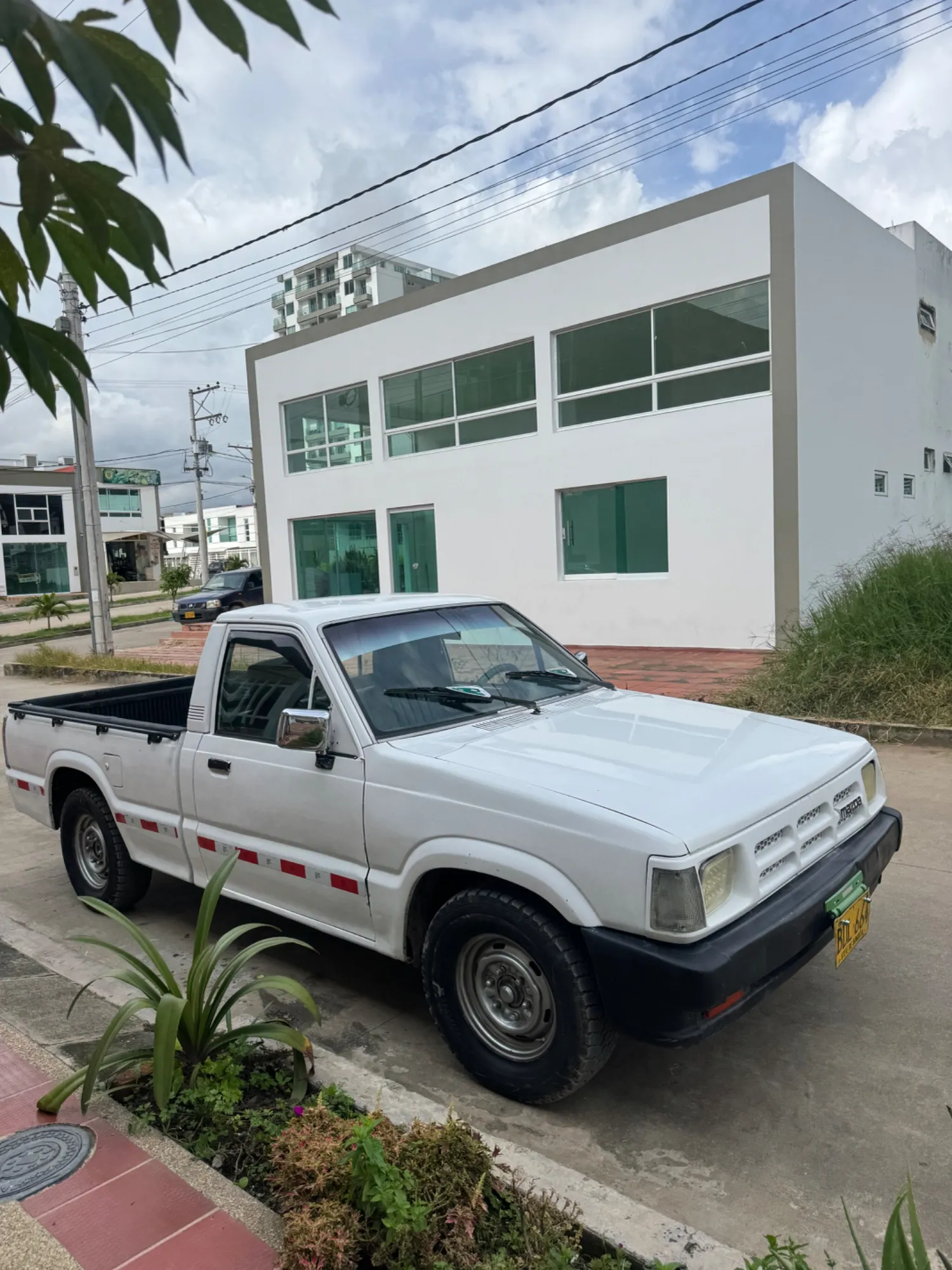Mazda b2200 1993