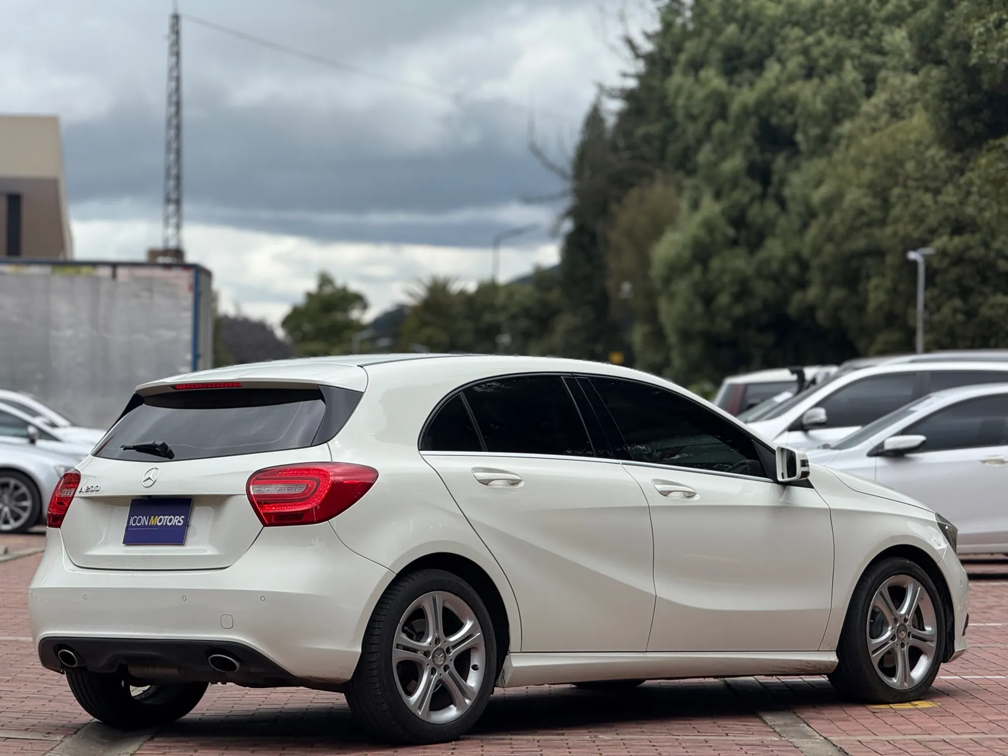 Mercedes Benz A200 2015