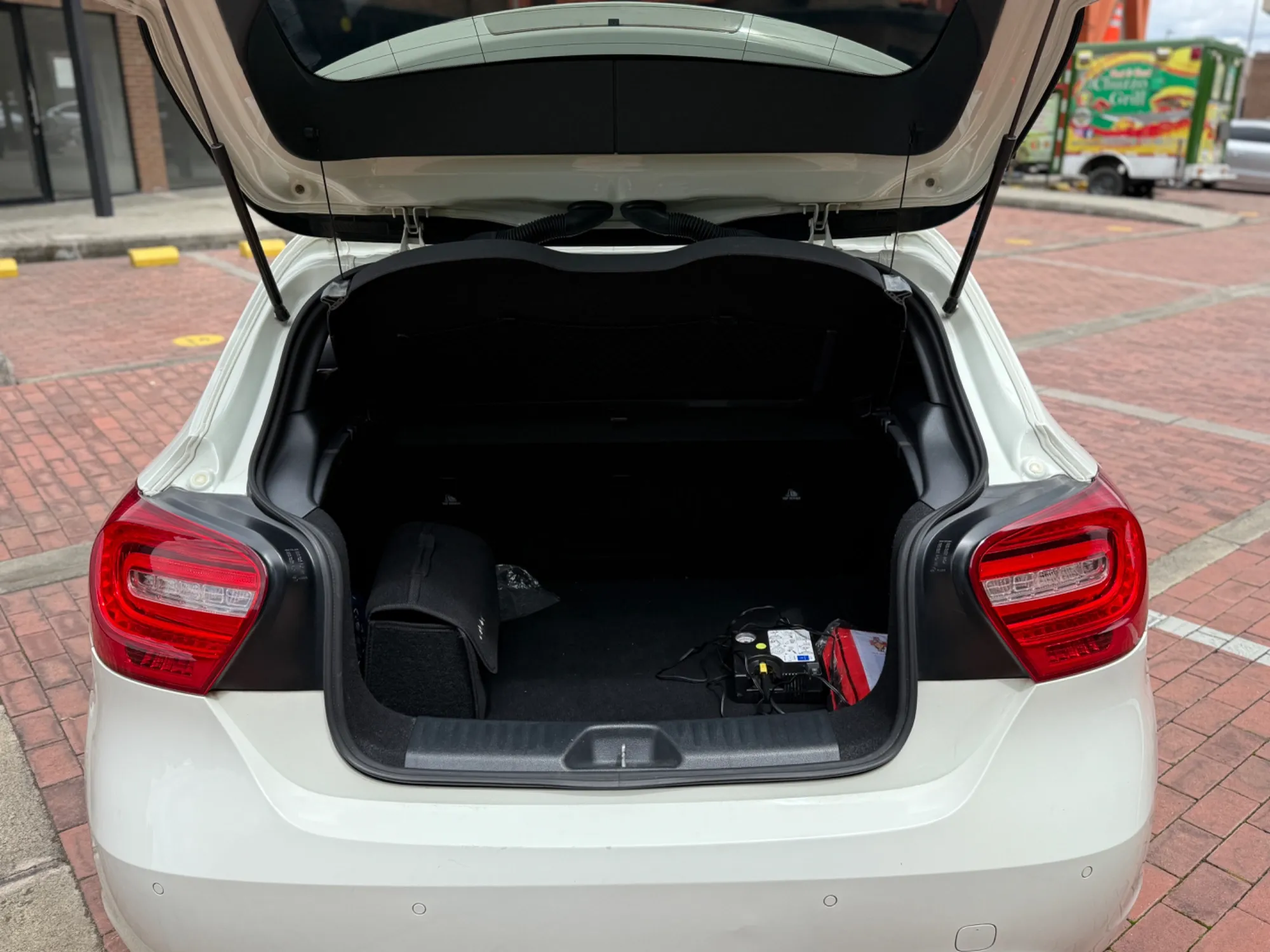 Mercedes Benz A200 2015