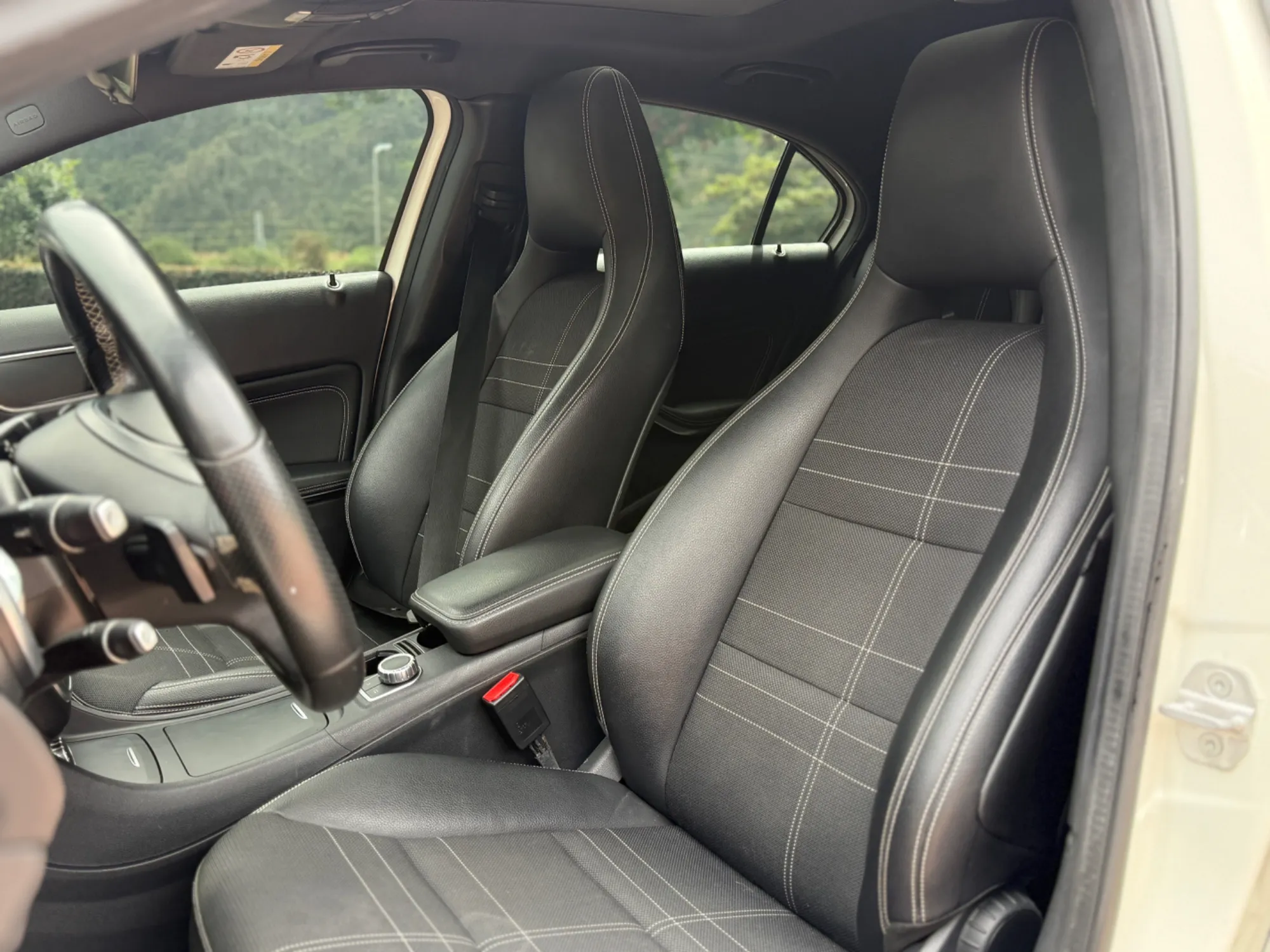 Mercedes Benz A200 2015