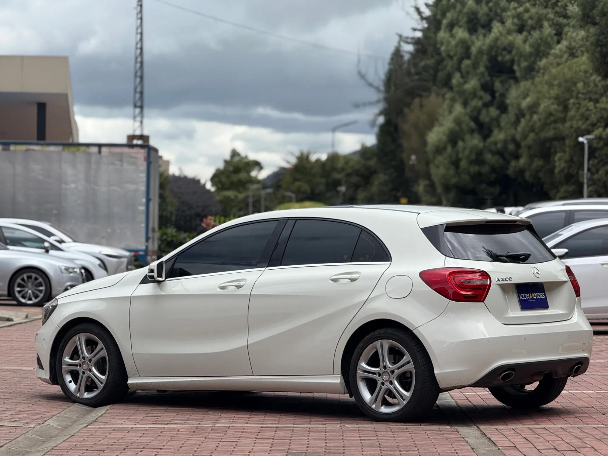 Mercedes Benz A200 2015