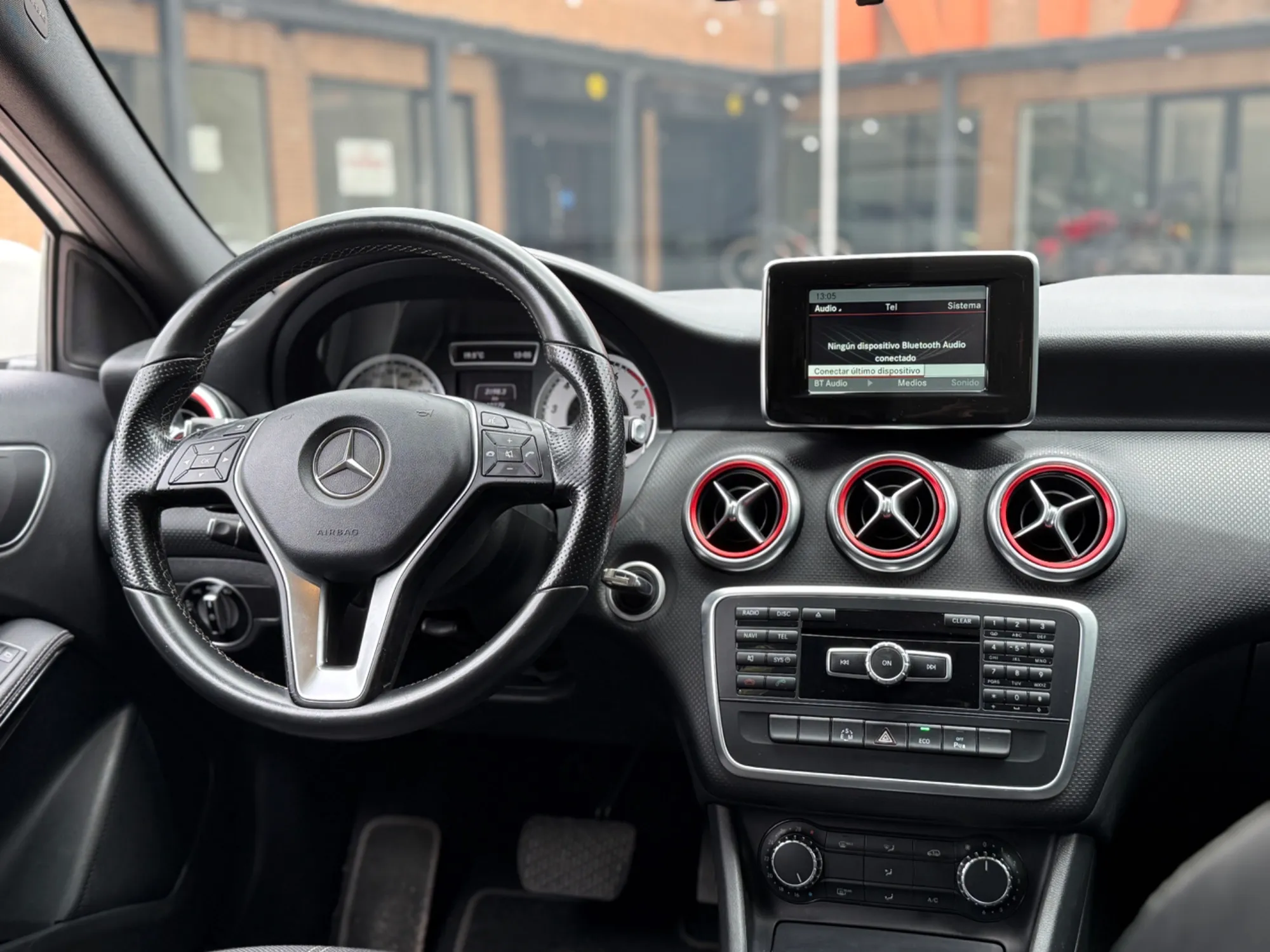 Mercedes Benz A200 2015