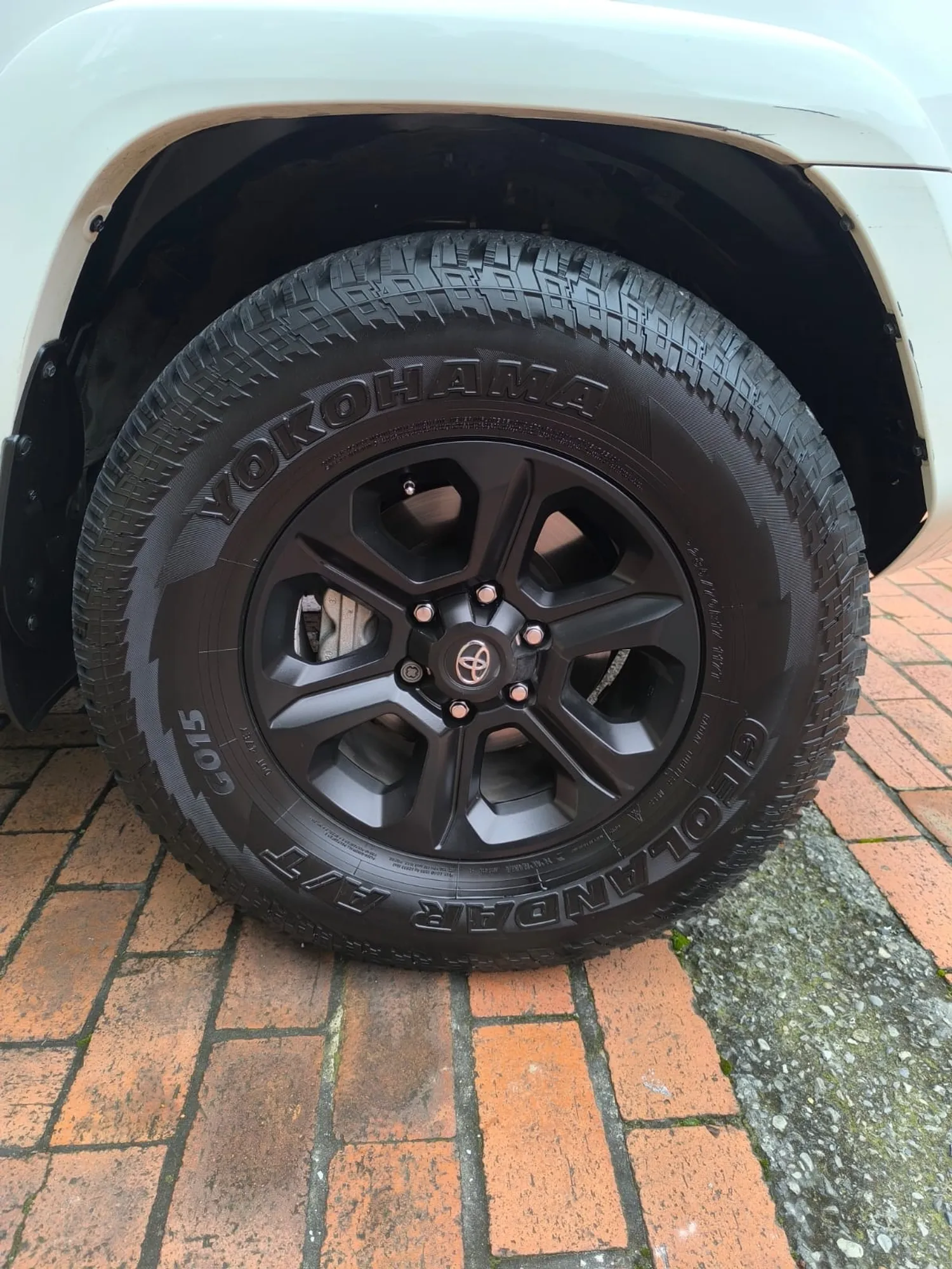 Toyota 4Runner SR5 2024 