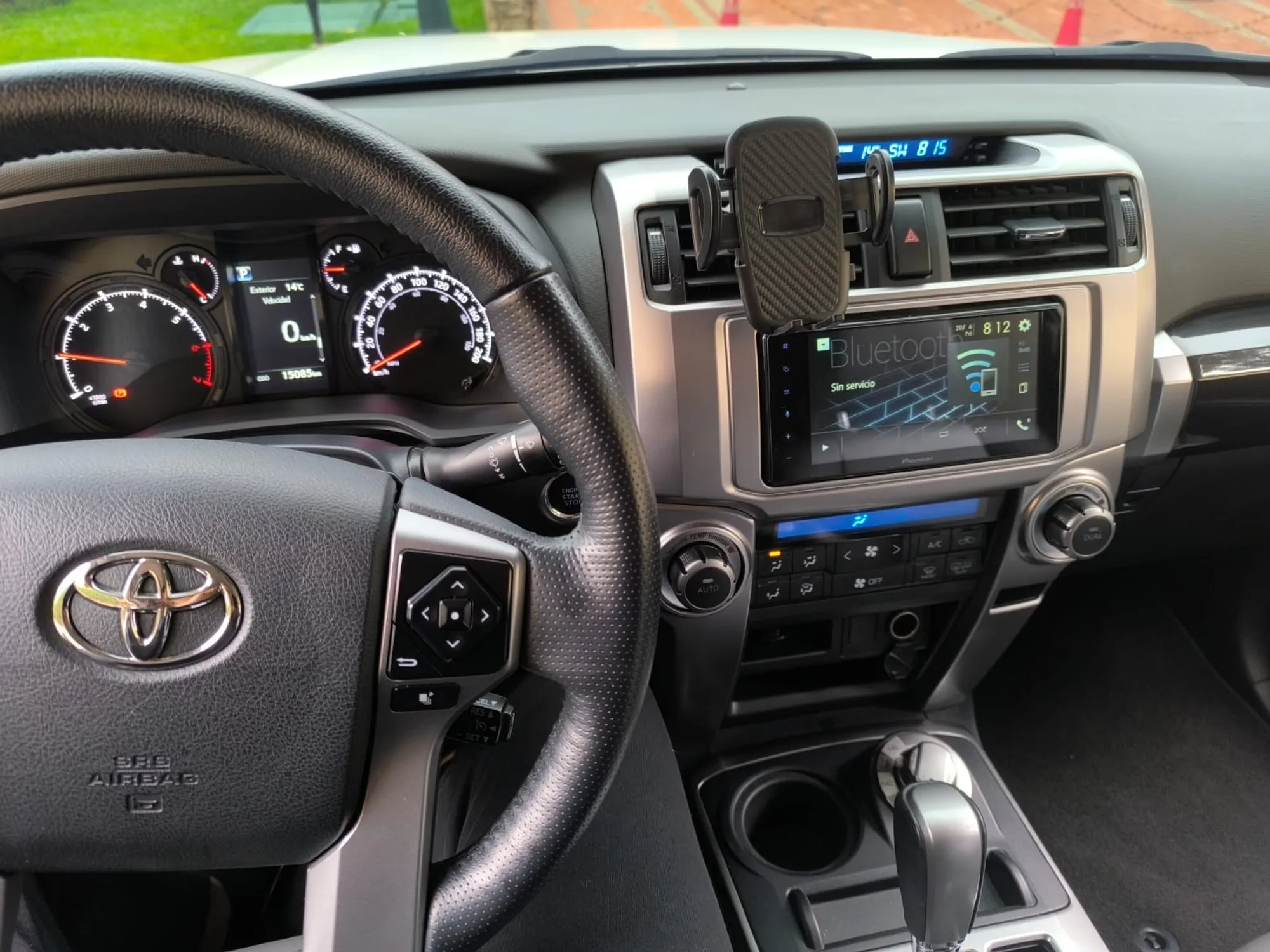 Toyota 4Runner SR5 2024 