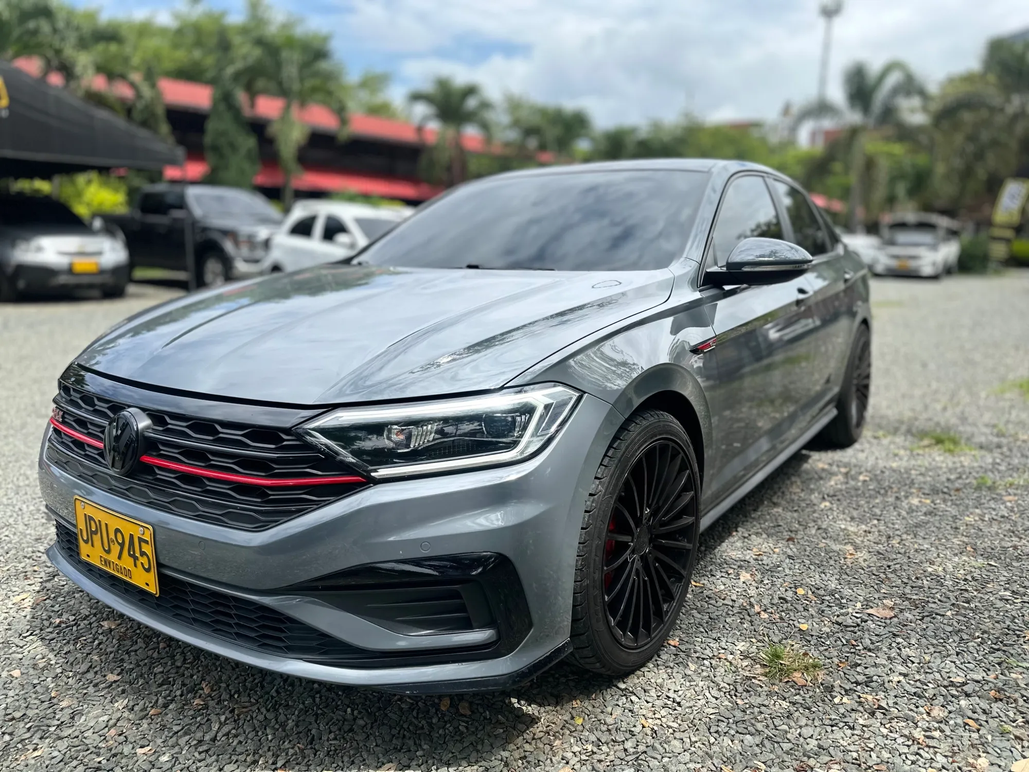 VOLKSWAGEN JETTA GLI 2.0 TURBO