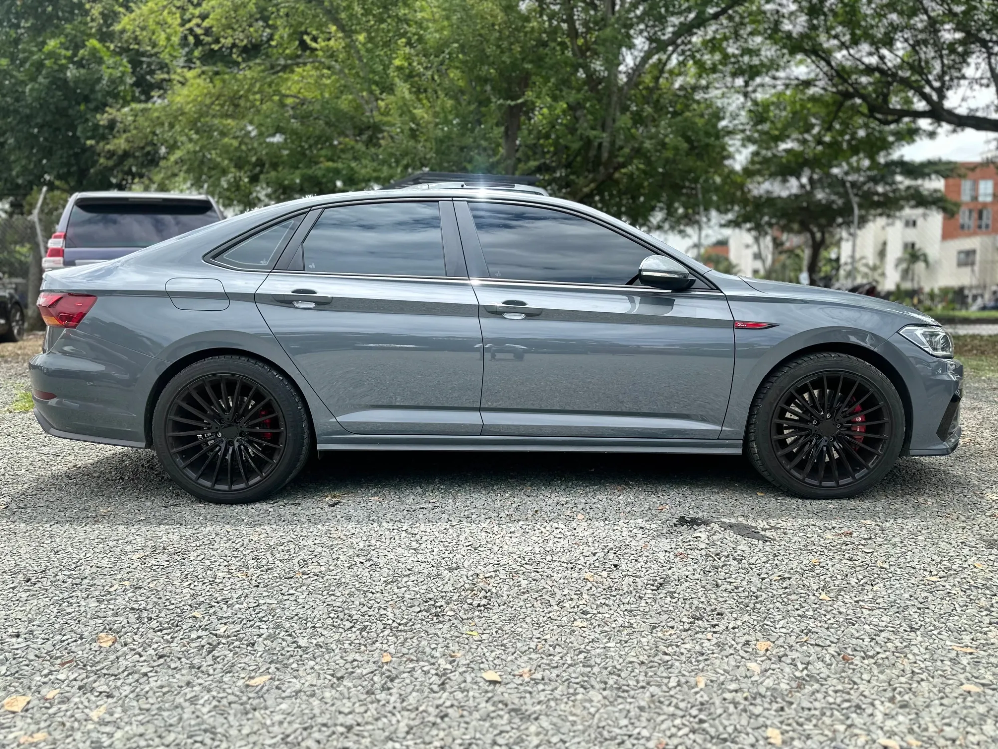 VOLKSWAGEN JETTA GLI 2.0 TURBO