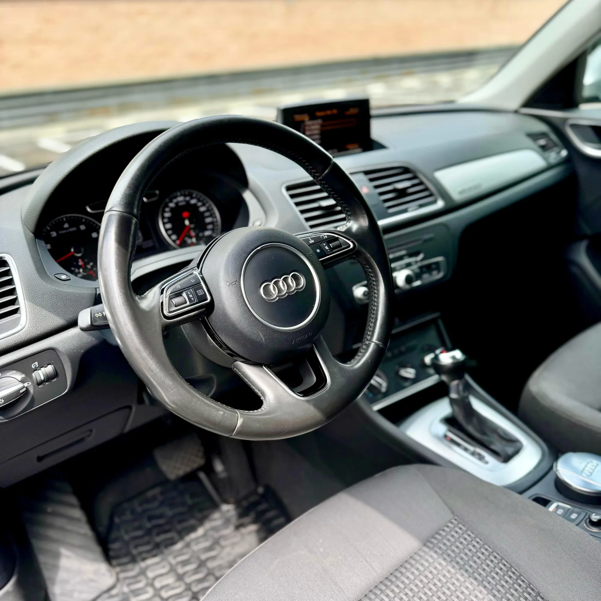 Audi Q3 TFSI Quattro Ambition 2014