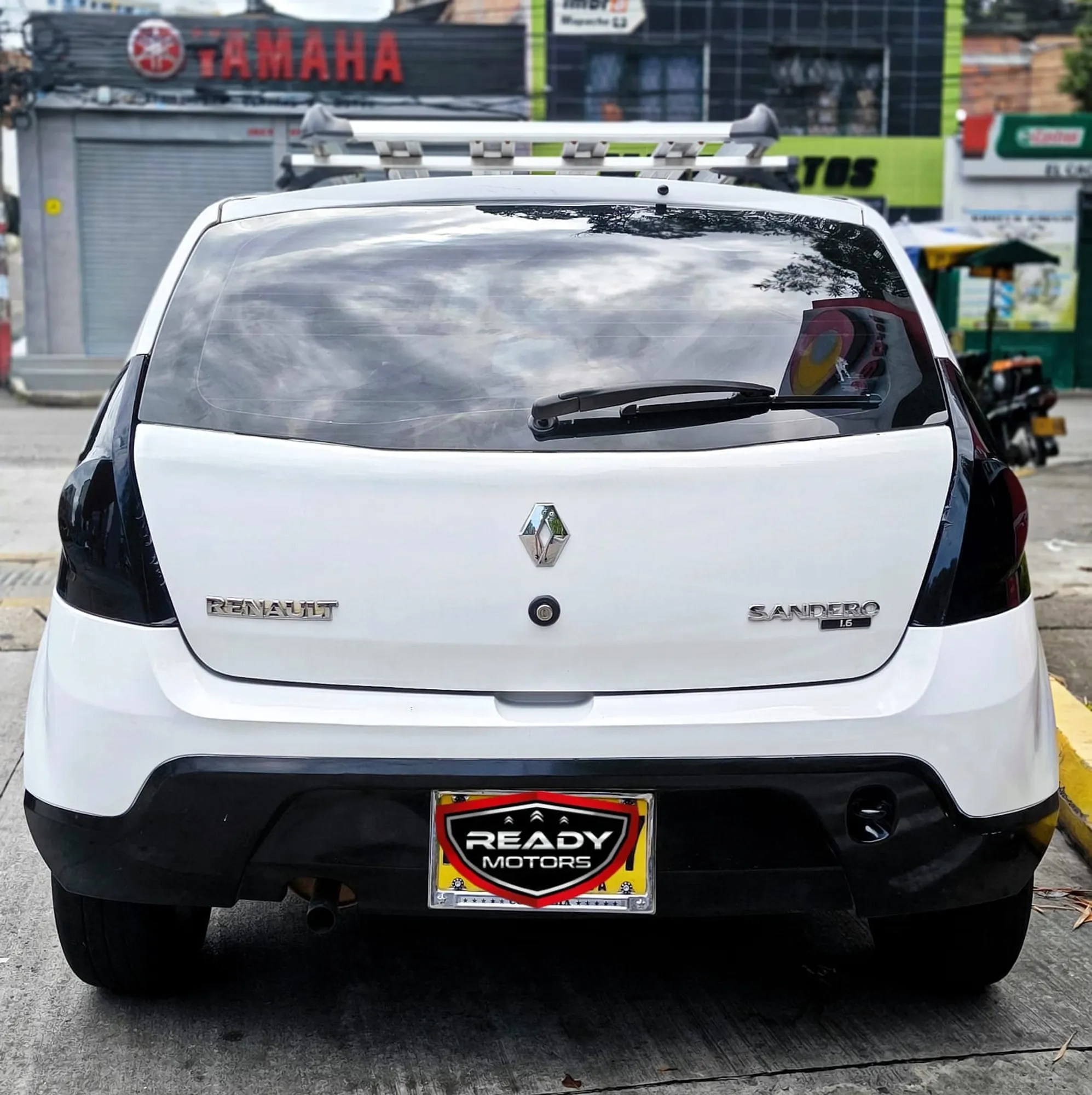 RENAULT SANDERO 2010 RECIBO MOTO 