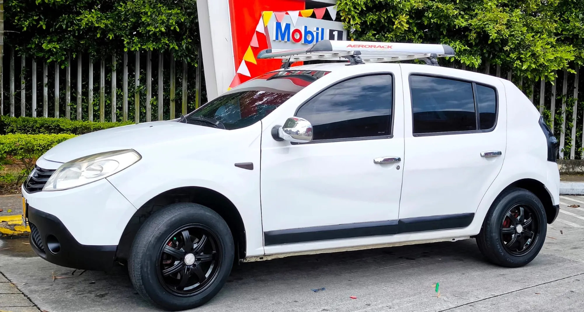 RENAULT SANDERO 2010 RECIBO MOTO 