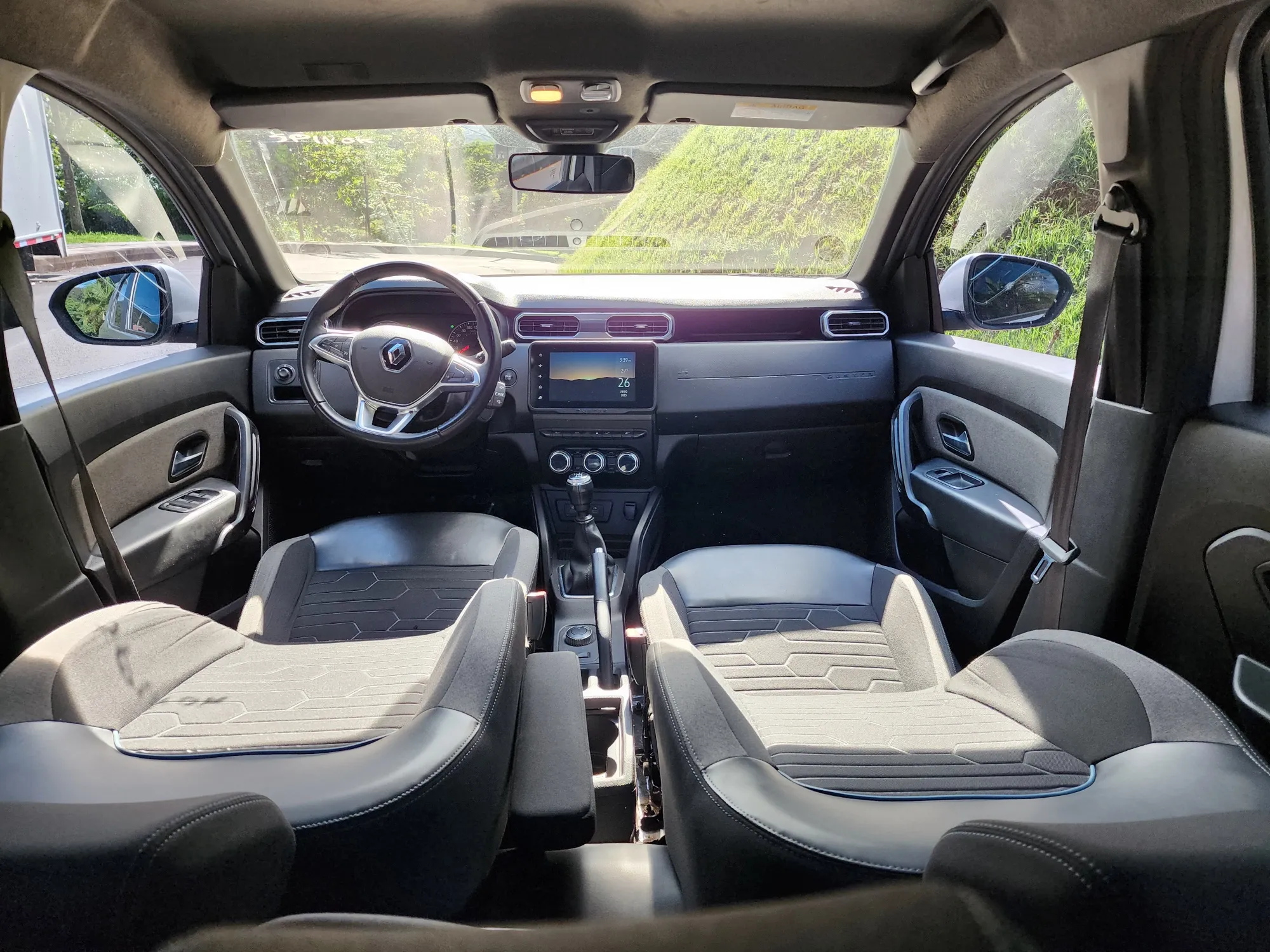 RENAULT DUSTER ICONIC 4X4 2024