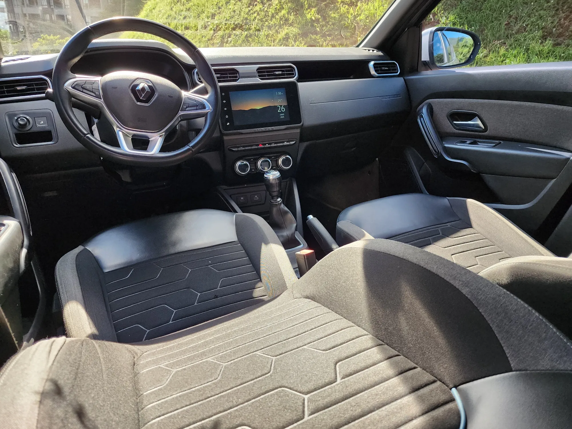 RENAULT DUSTER ICONIC 4X4 2024