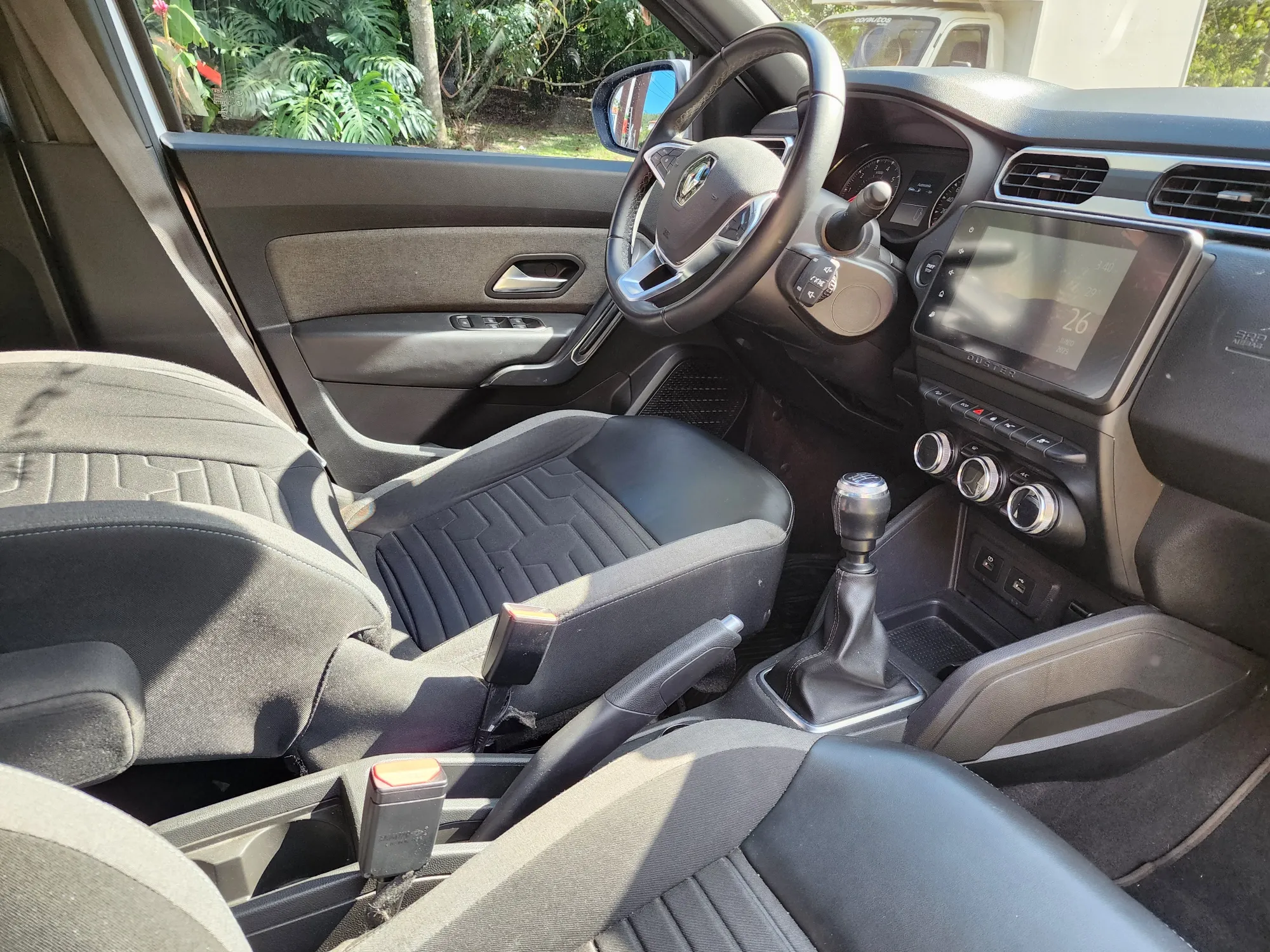 RENAULT DUSTER ICONIC 4X4 2024