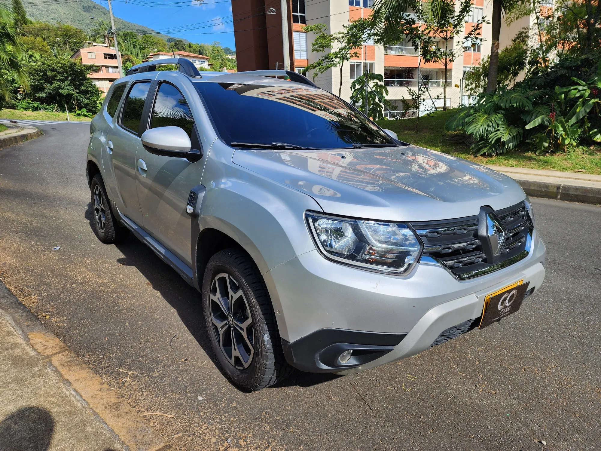 RENAULT DUSTER ICONIC 4X4 2024
