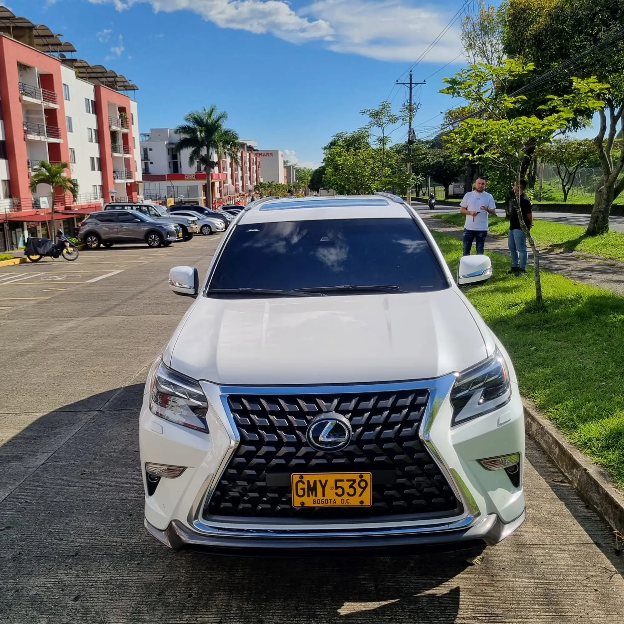 2020 Lexus GX460 Blindaje 2
