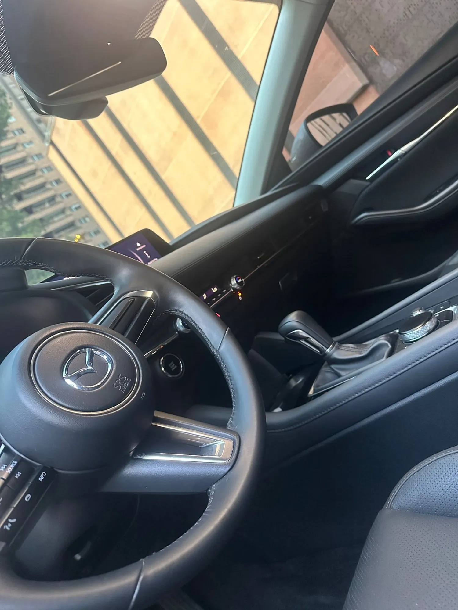 Mazda 3 Touring Hibrido 2025
