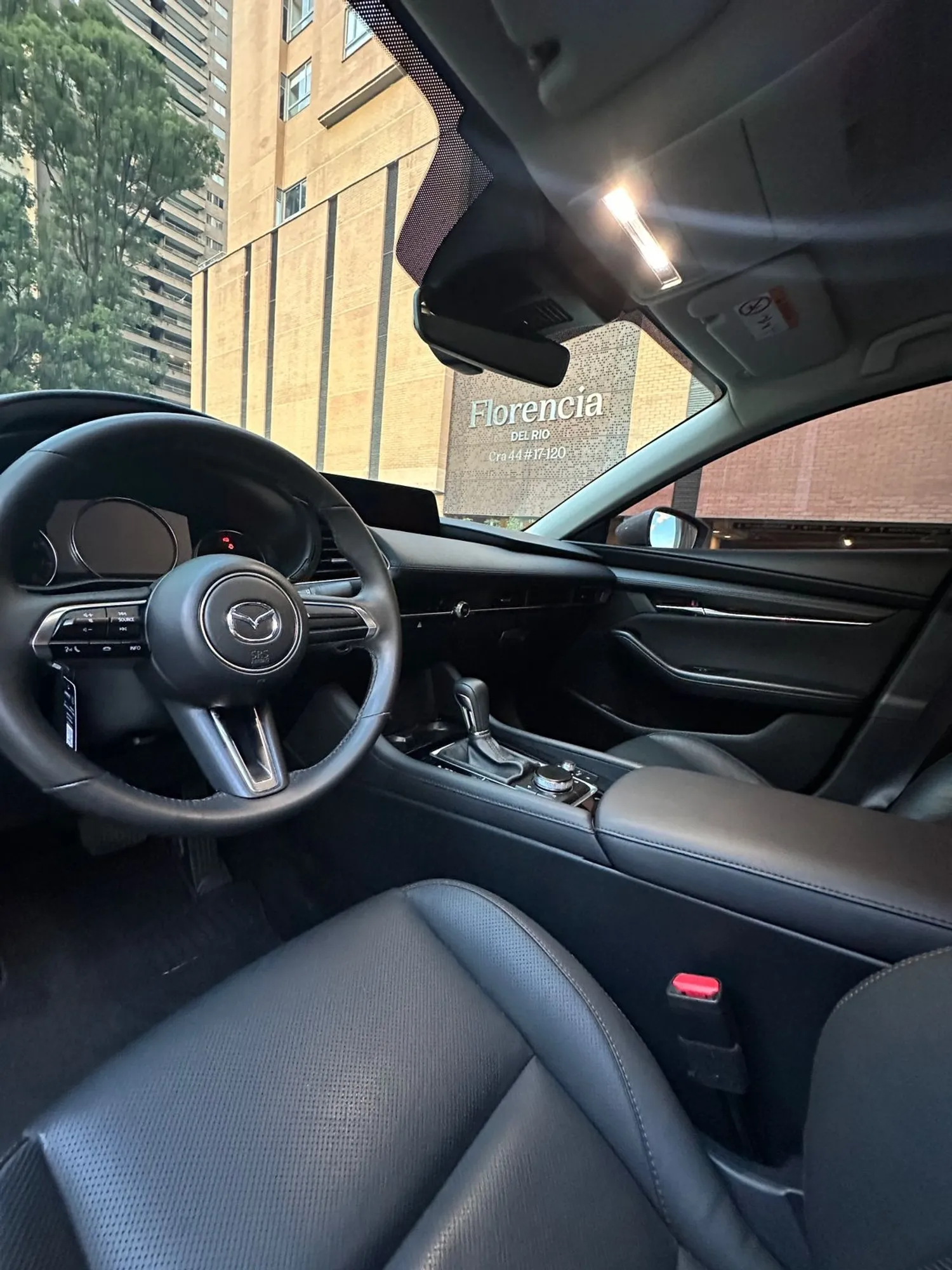 Mazda 3 Touring Hibrido 2025