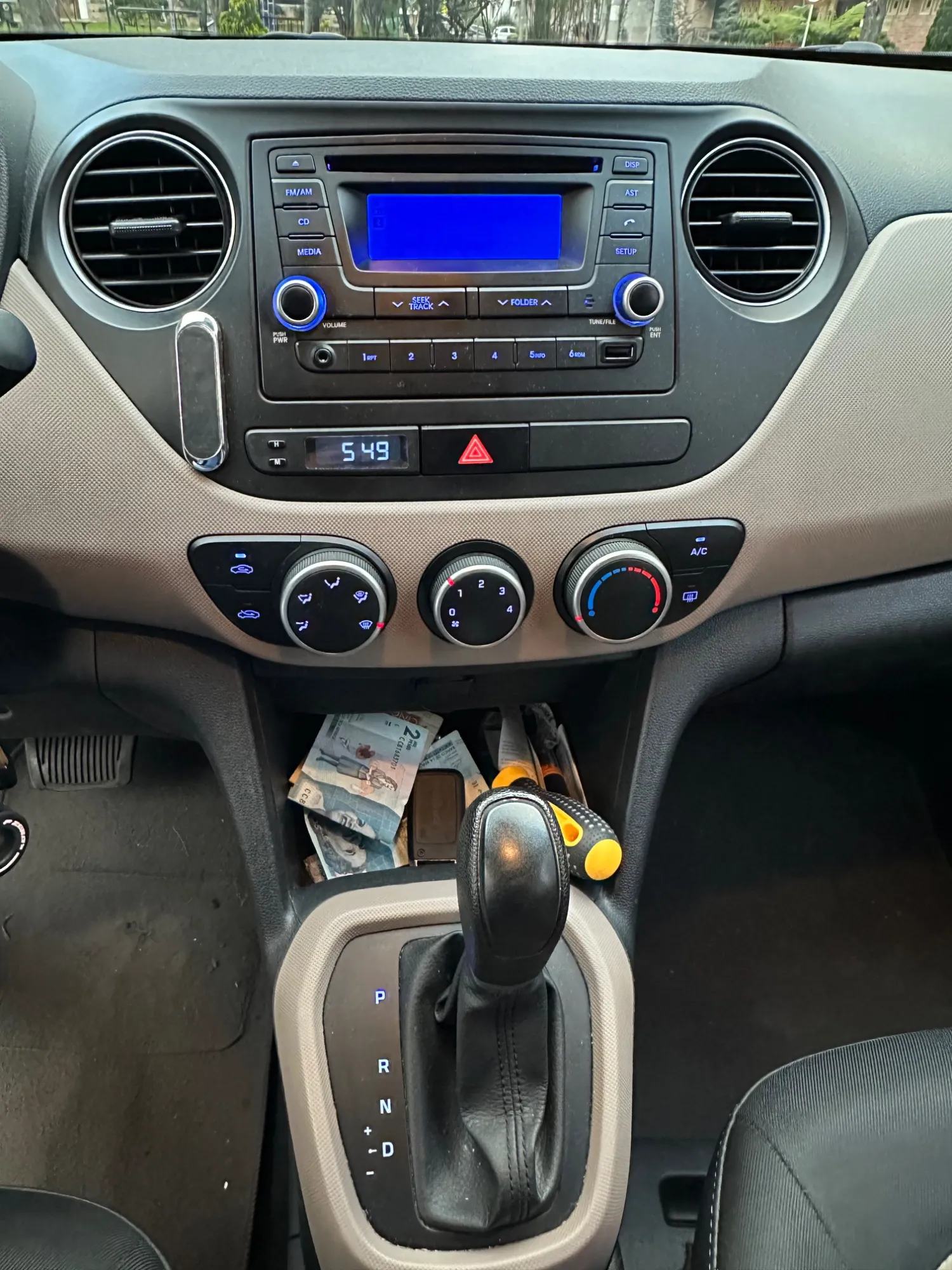 HYUNDAI GRAND i10