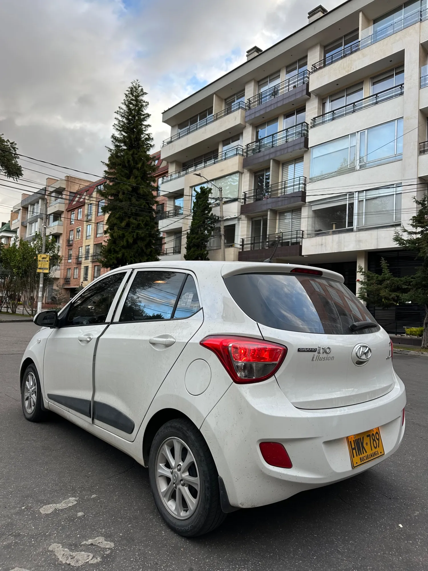 HYUNDAI GRAND i10