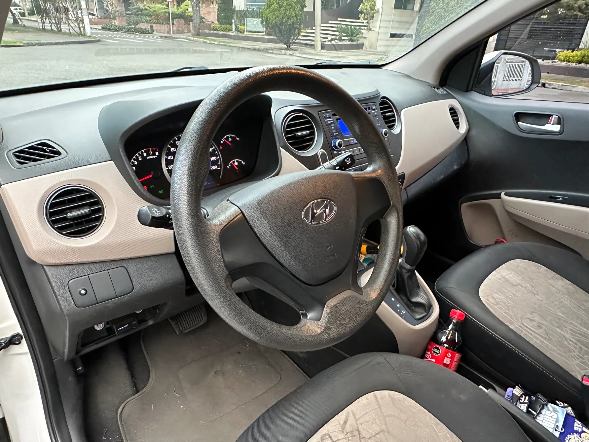 HYUNDAI GRAND i10