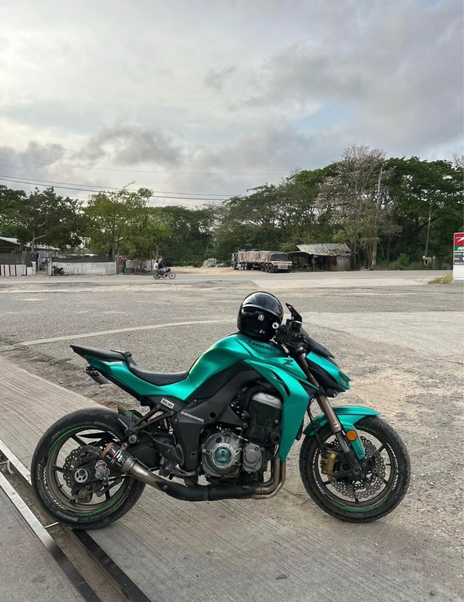 z1000 2014 reprogramada para traspaso inmediato varios extras