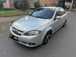 Chevrolet Optra sedan