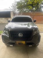Se vende hermosa Nissan Frontier 2024