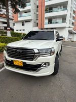 Toyota Sáhara LC200 Excalibur 2019 europea