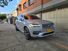 Volvo XC90 B6 HÍBRIDA