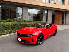 Chevrolet Camaro RS 335 HP Coupe Rojo