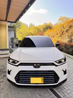 TOYOTA GRAND HIGHLANDER