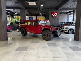 HUMMER H1