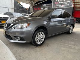 NISSAN SENTRA SENSE 1.8 AUTOMATICO 2019 -POCO KM