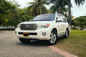 Toyota Lc200 VX Europea blindada 2014