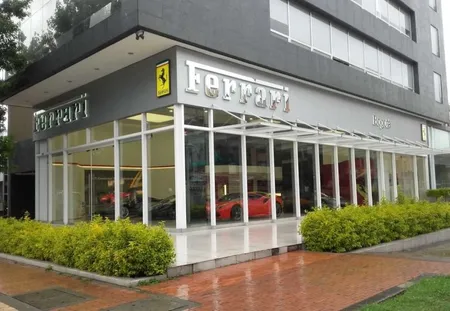 Noticia - Dramática la situación de venta de carros en Colombia, disminuyó en un 39% en el mes de Agosto 2023.
