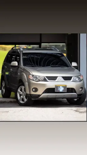Mitsubishi oulander 4X4