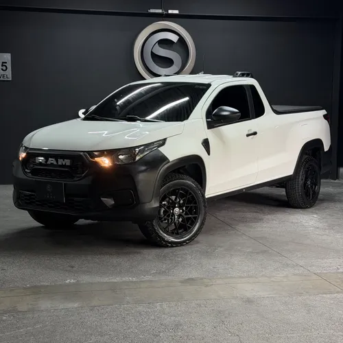 RAM 700 SLT 2026
