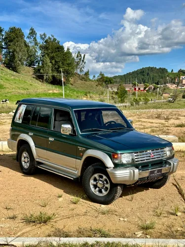 Mitsubishi Montero GLS 1999