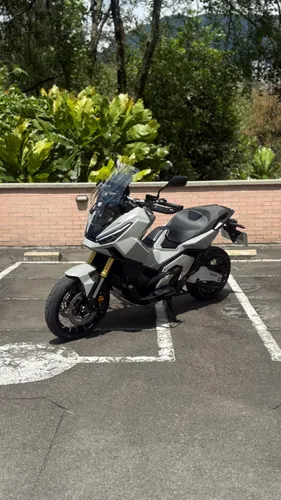 Honda X-Adv 750 2025