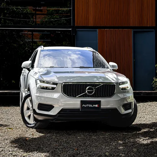 Volvo XC40 FWD Kinetic 2021