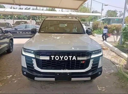 Toyota Lc300 GR 2026