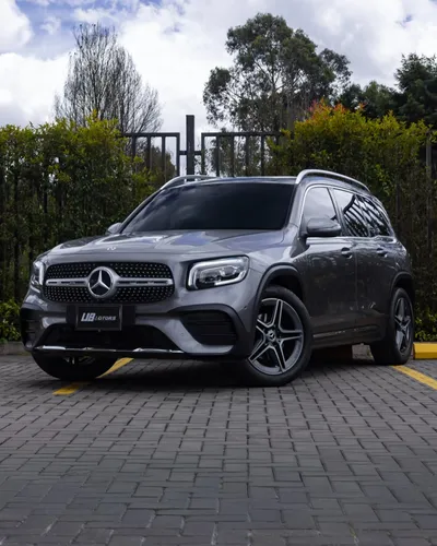 MERCEDEZ BENZ GLB200 2022