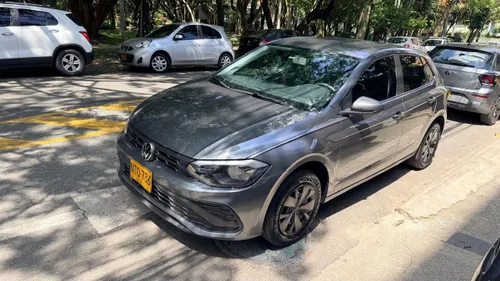 Volkswagen Polo Track 2025 mecanico 1.600 con 32.000 kms impecable
