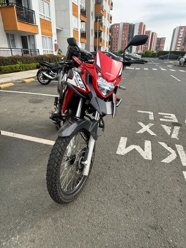 Honda xre 300 Abs modelo 2022